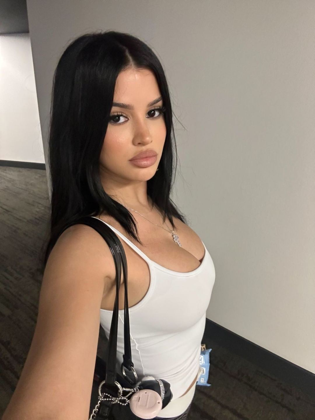 Tugçe - Bakırköy Escort